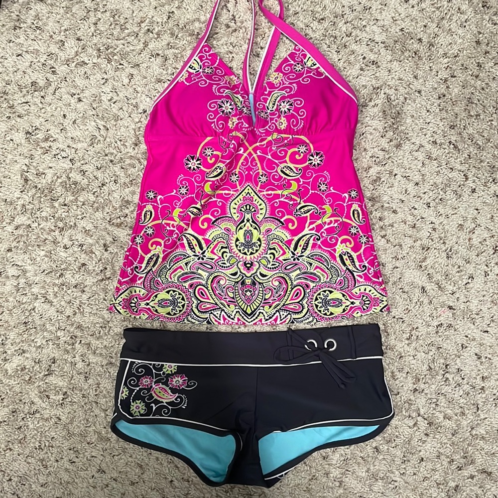 Athleta Dolphin Short and Tankini Set